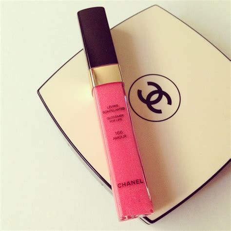 chanel lipstick amor